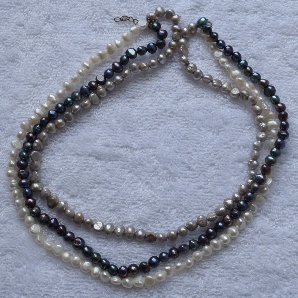 Vintage 3-Strand Simulated Freshwater Pearl Necklace